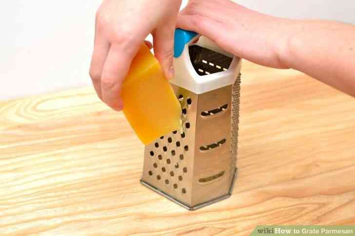 Image intitulee Raper le Parmesan a l